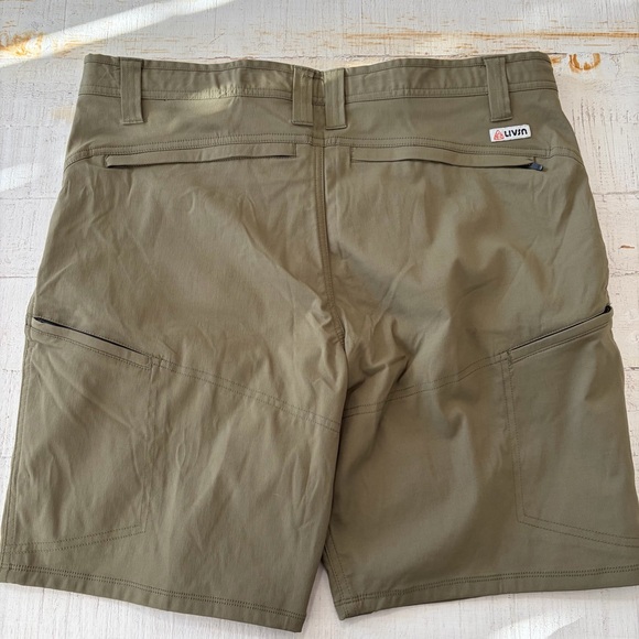 LIVSN Ecotrek Trail Shorts NWT Men’s size 36 Olive Green Outdoor Hiking 8.5” - Picture 13 of 14